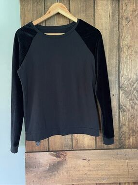 Any Body. Anybody Black Velour Rib Sleeve Raglan Tonal Baseball Tee XXS Runs Big